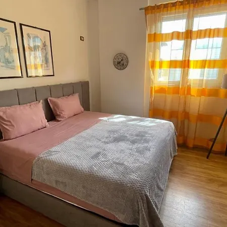 Διαμέρισμα Bazaar Sun Rays Τίρανα